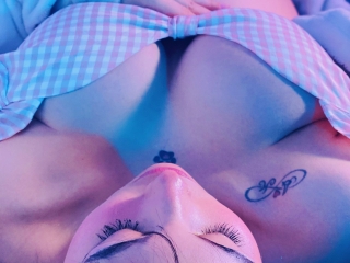 Chloeetompsony's Sexcam