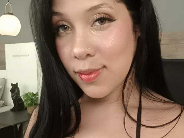 Chloejames's profile - Image n°3