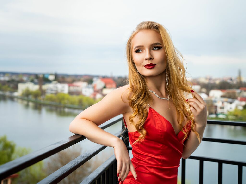 ChloeRichardson's profile - Image n°3