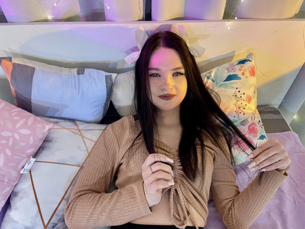 Chloesandera's profile - Image n°1