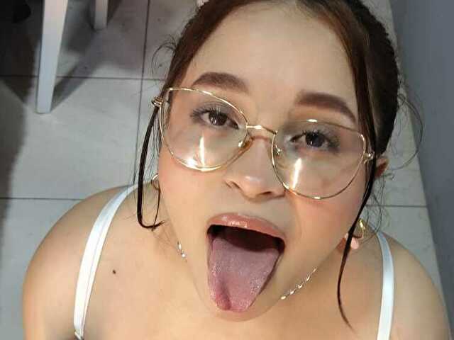 Chloesmith's profile - Image n°14