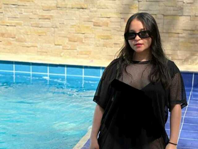 Chloesmith's profile - Image n°19