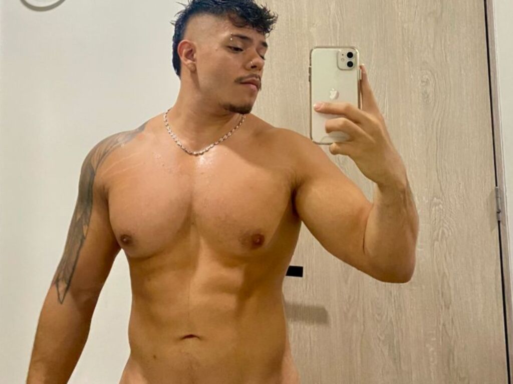 Chrisclark's profile - Image n°0
