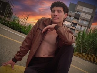 Chrismartinez's Sexcam