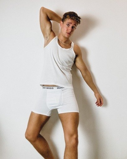 Perfil con Christianlevinee - Imagen  n°1