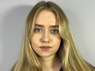 Sexo por webcam con Christikaak