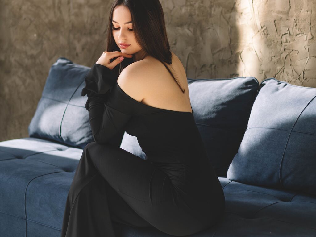 Christinacox's profile - Image n°2