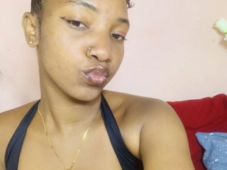 Webcam sex con Christinaza