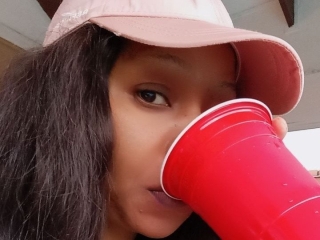 Webcam sex con Ciara9123