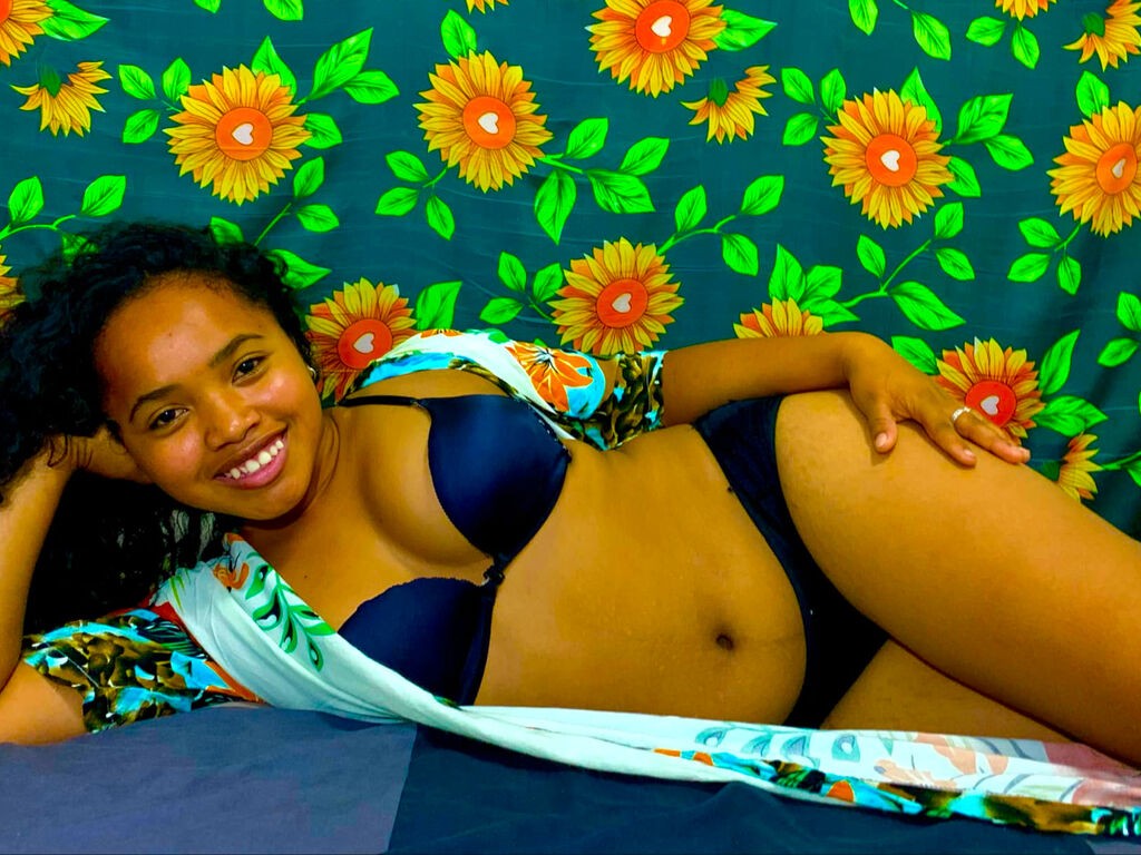 Cindybarnes's profile - Image n°0