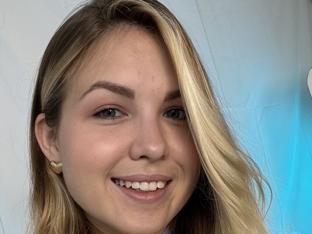 Cindylevis's profile - Image n°1