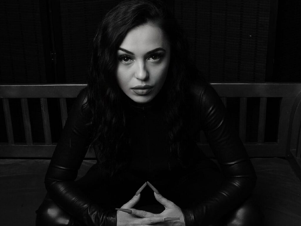 Clairebond' profilo - Immagine n°1