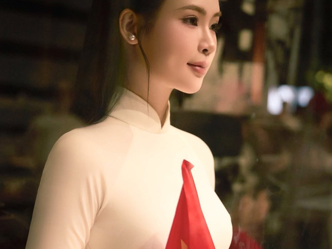 Clarabae' profilo - Immagine n°0