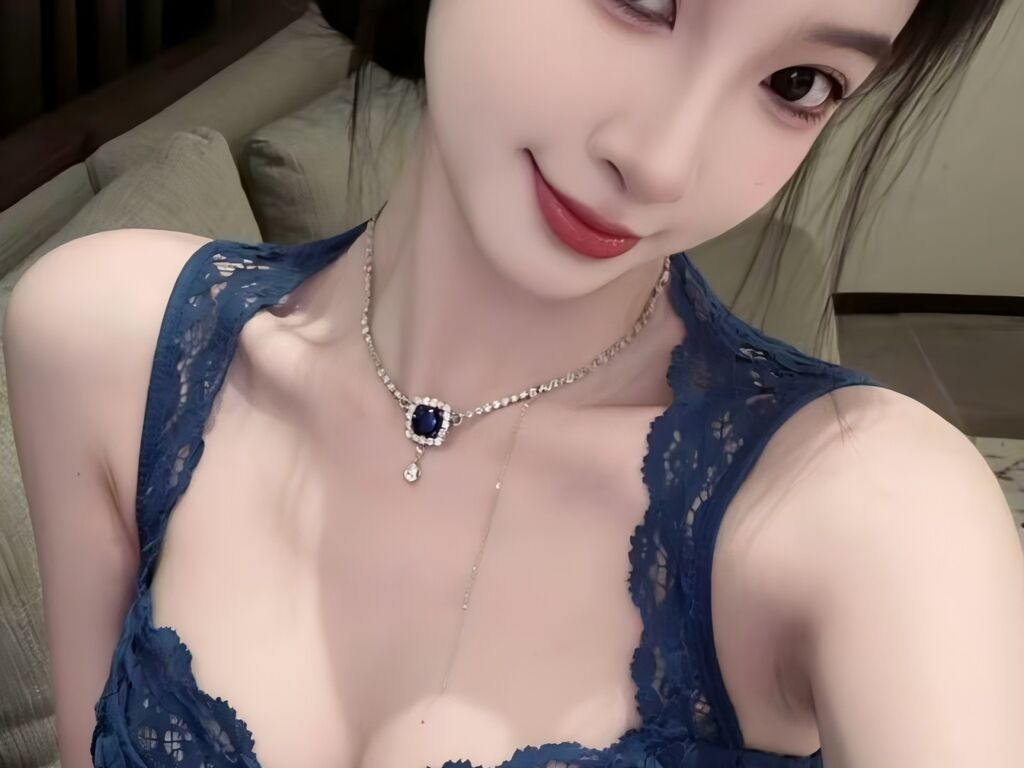 Claraella' profilo - Immagine n°1