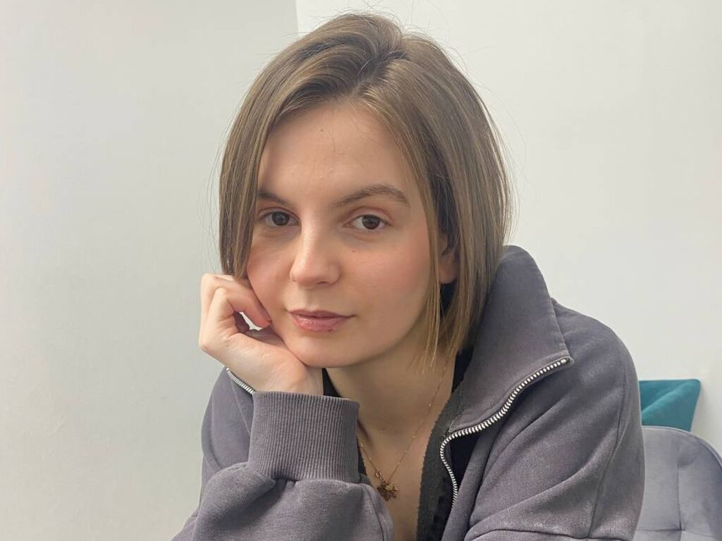 Claralucas's profile - Image n°1