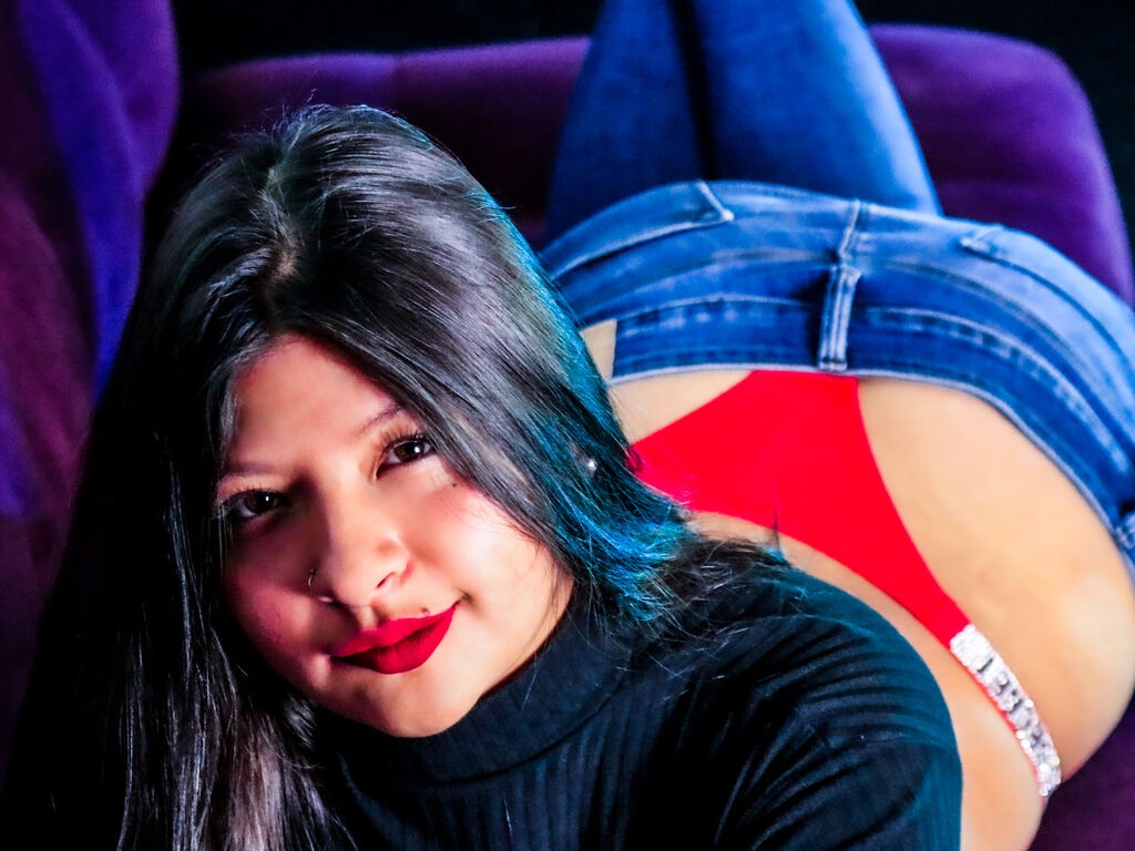 Clarapatel's profile - Image n°0