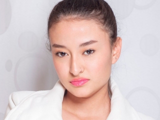 Sexo por webcam con Clarasims