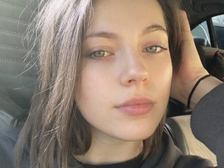 Webcam sex con Clarettazinno