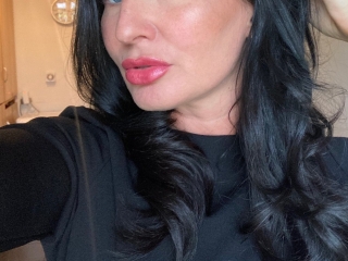 Sexo por webcam con Classy_Chloe