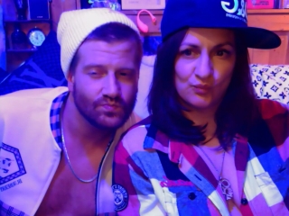 Cloudycuddlers's Sexcam