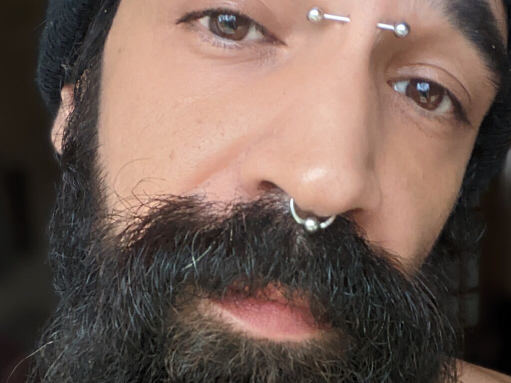 Cloutmanson's profile - Image n°0