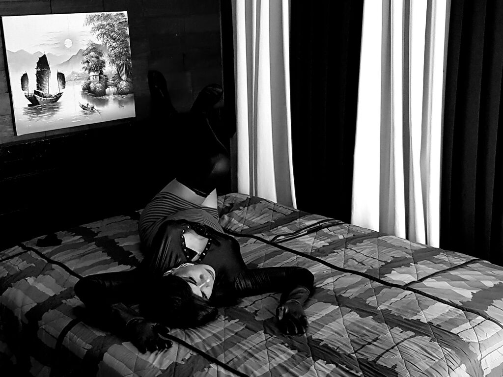 ColeenReyes's profiel - Afbeelding n°9