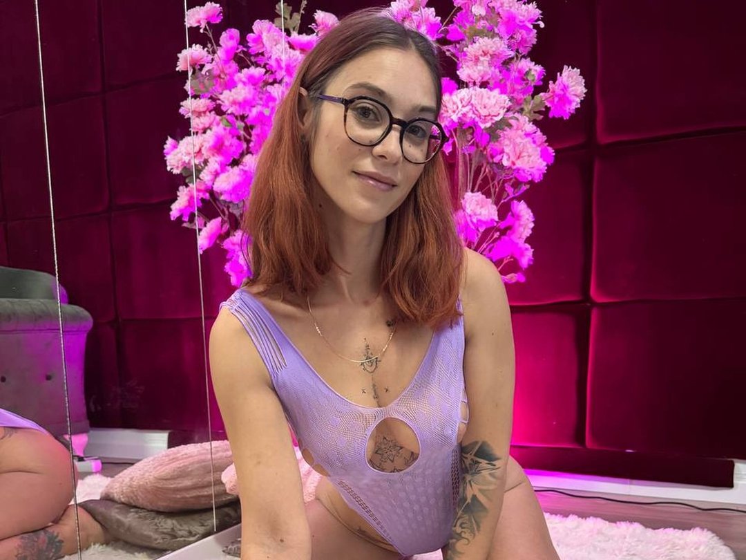 Perfil con Collegegirll69 - Imagen  n°0