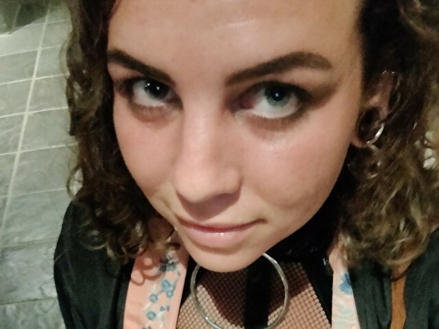 Cometoseeme's profile - Image n°0