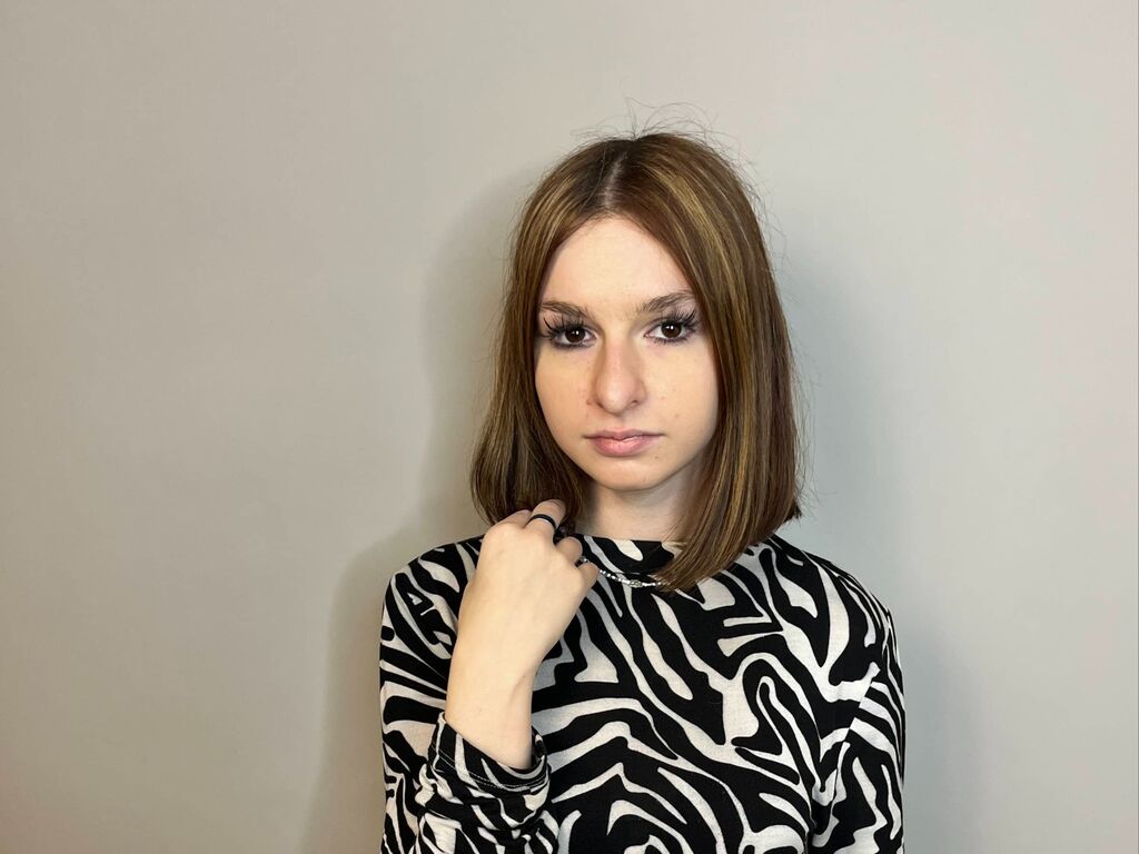 Constanceboman's profile - Image n°0