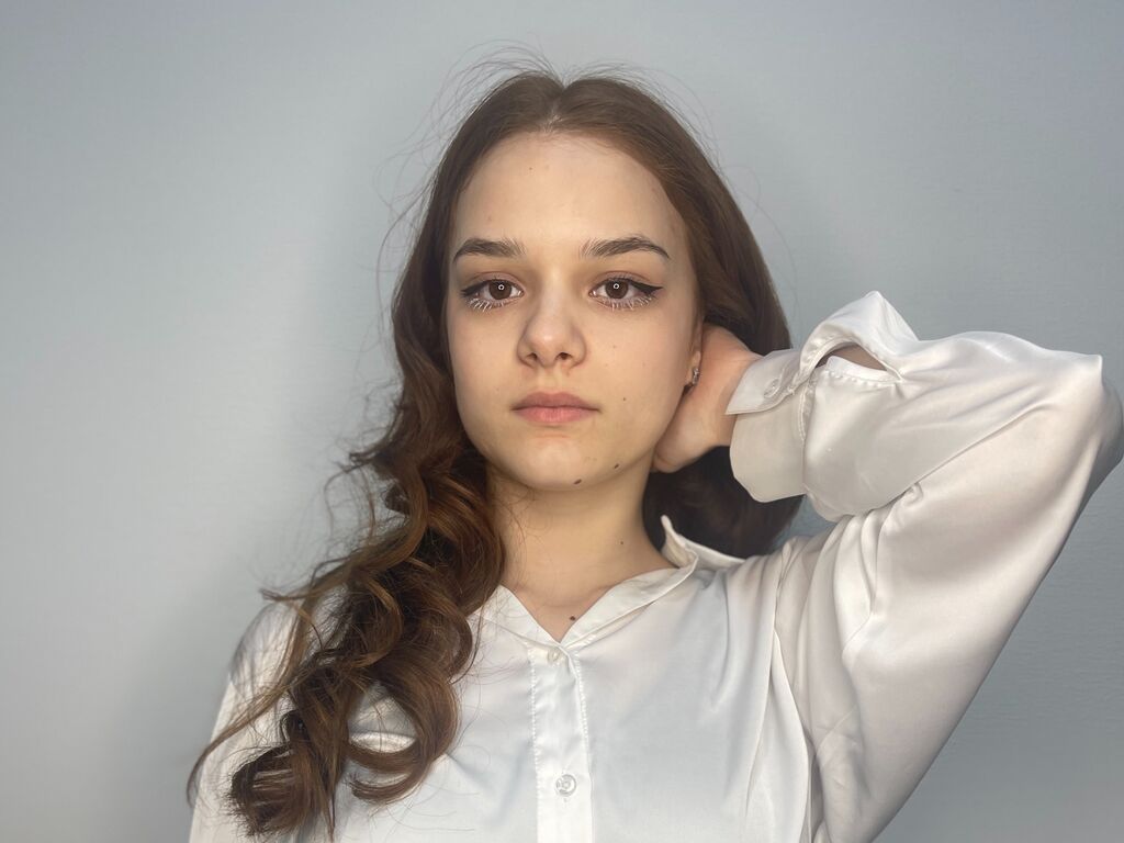 Constancefelton's profile - Image n°0