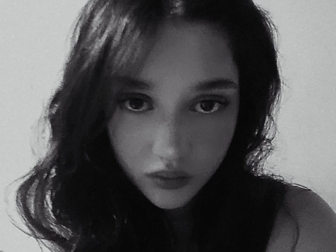 Cora_Star's profile - Image n°0