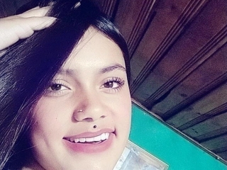 Sexo por webcam con Coradesirers707