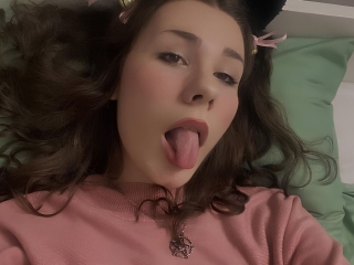 Sexo por webcam con Coralinekat