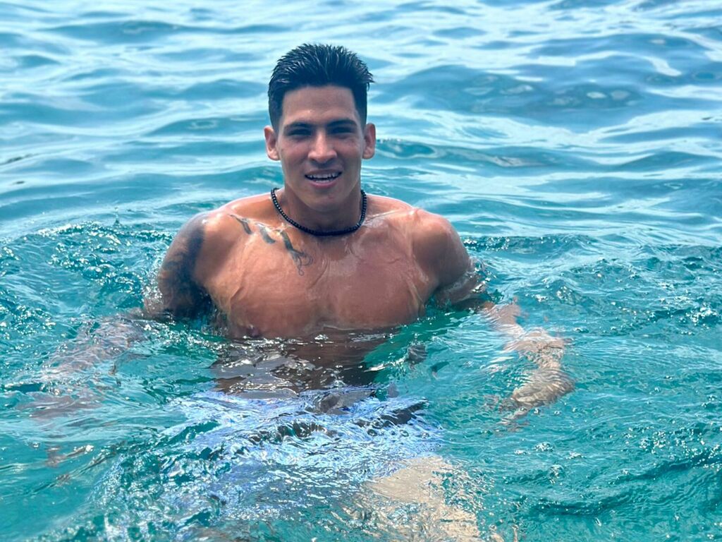 Cristianvega's profile - Image n°1