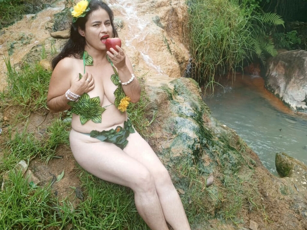 Crystallryan's profile - Image n°0