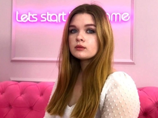 Webcam sex met Crystalnoiry