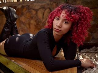 Sexo por webcam con Curlyred