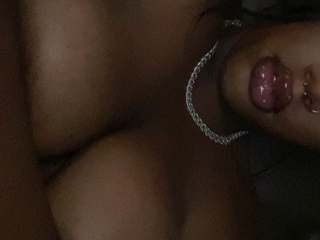 Curvycoco69's Sexcam