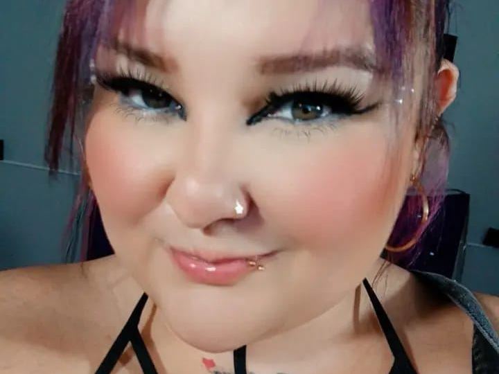 Curvyema21's profiel - Afbeelding n°5