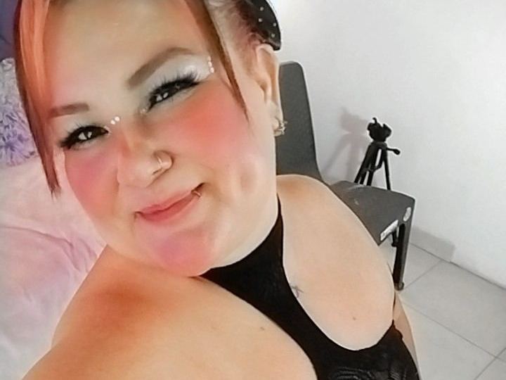 Curvyema21's profiel - Afbeelding n°7