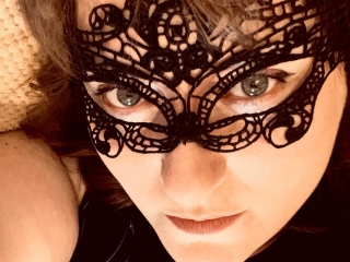 Webcam sex con Curvygirllouisa