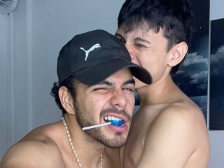 Cutehotboys's Sexcam