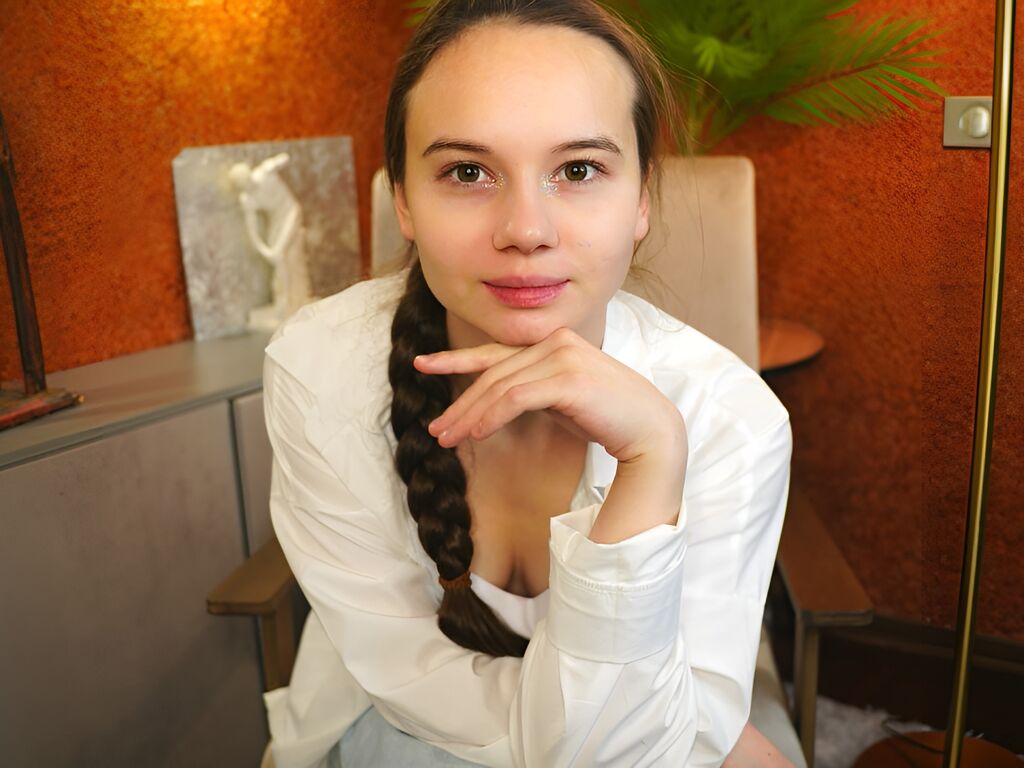 Cwenebroadway's profile - Image n°0