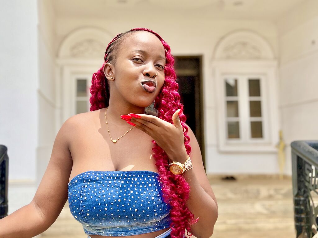 Profil de Cynthiaonyi - Photo n°0