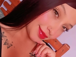 Sexo por webcam con Daisheldance