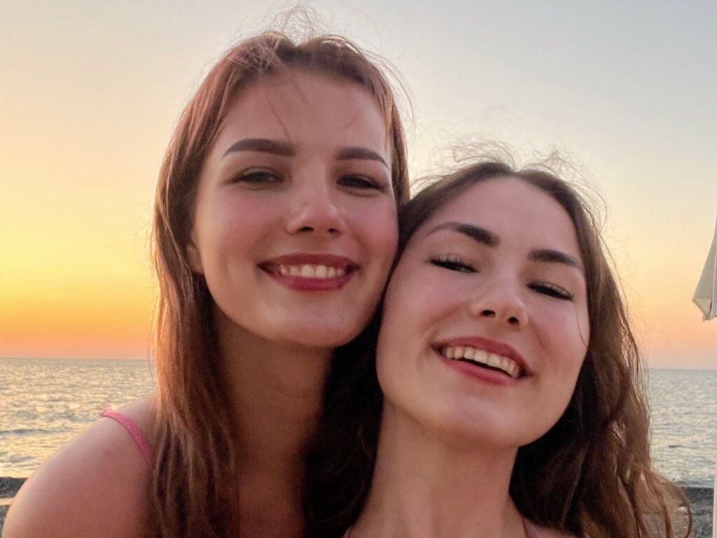 Daisyandbrecky's profile - Image n°0