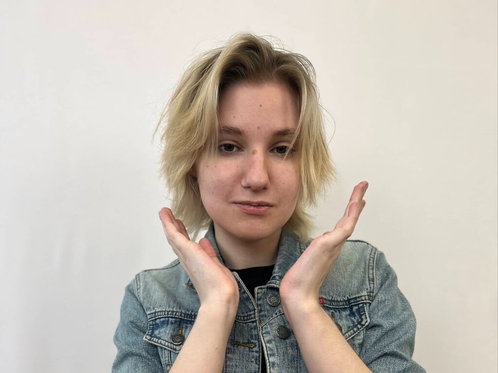 Daisyblumer's profile - Image n°0