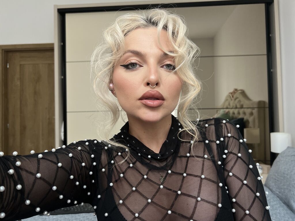 Daisydoll's profile - Image n°1