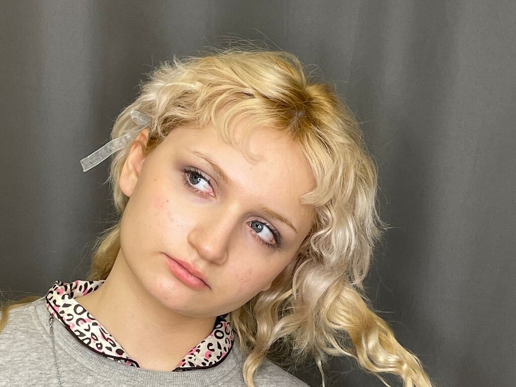 Daisyhadwin's profile - Image n°0