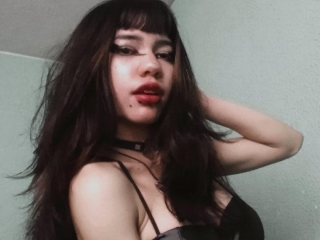 Sexo por webcam con Dakotaalucifenaa